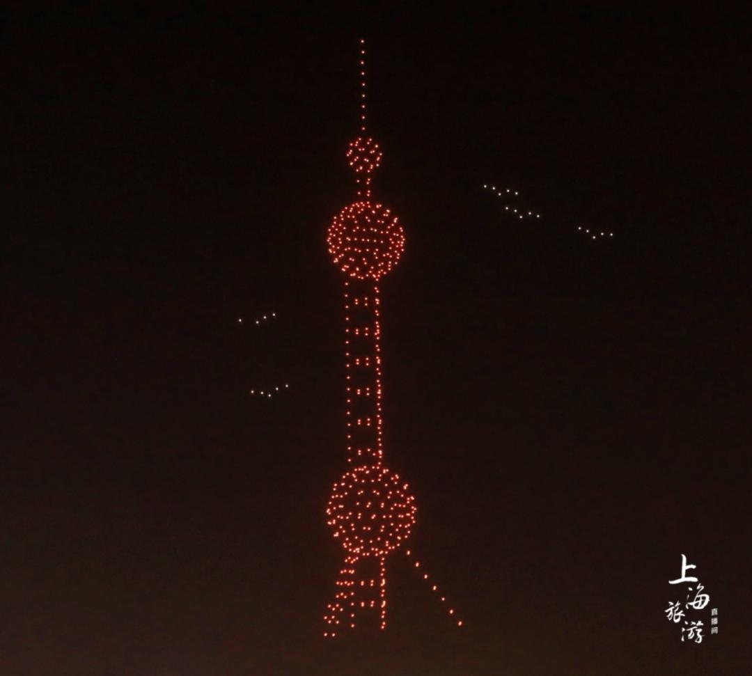 數(shù)百架光影無人機(jī)亮相黃浦江、蘇州河交匯處(圖5)